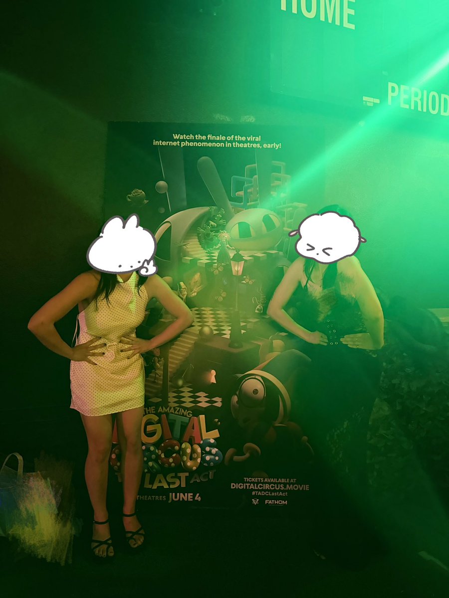 kissykissynumi's tweet photo. from the TADC premiere!!! i thought these pics were sillier HFJSKFKGK https://t.co/x5dwDOGl9m
