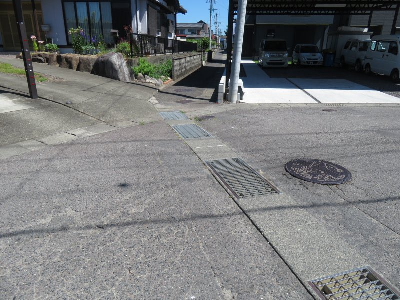 WOnokun's tweet photo. 岐阜県美濃加茂市で見かけた暗渠。
#美濃加茂市
#暗渠
#暗渠道
5/30 https://t.co/orXgVkD3EH