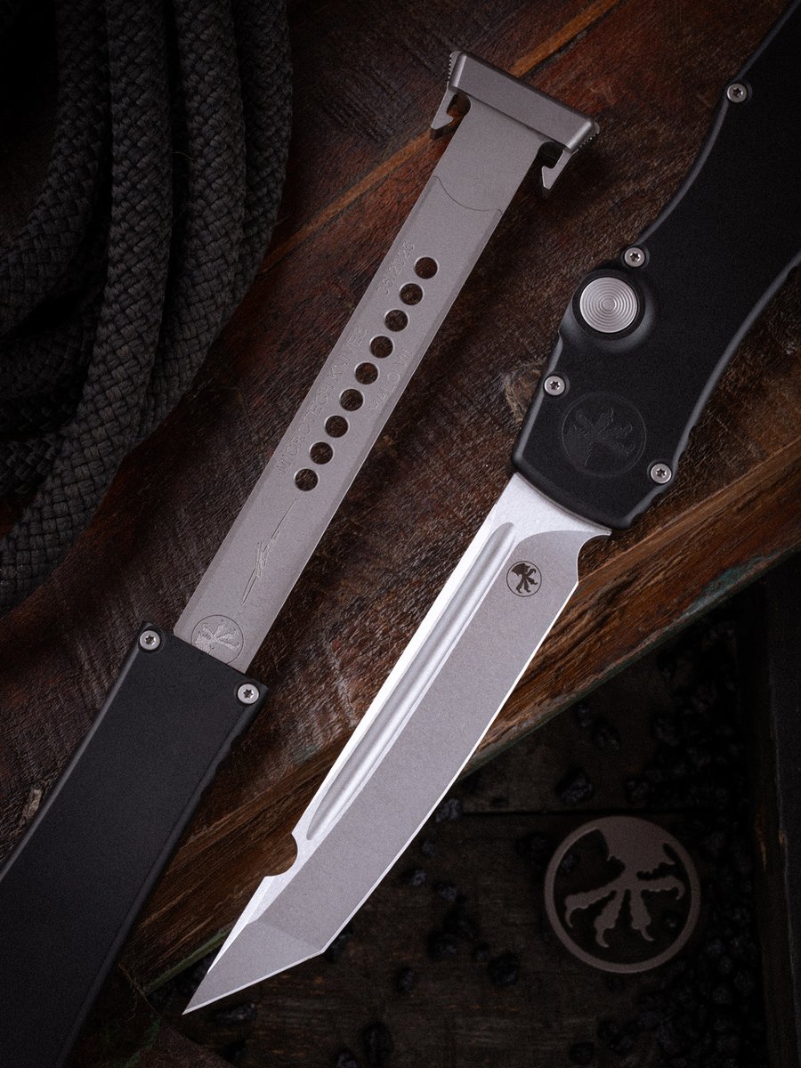 microtechknives's tweet photo. The return of the Halo VII.
A modern evolution of one of the most iconic platforms in Microtech history — built with unmistakable presence, power, and precision.
#Microtech #HaloVII #MicrotechKnives #OTF #KnifeCommunity #EDC #MadeInUSA https://t.co/DnFYn2lrpP