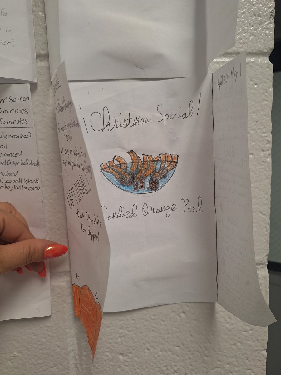 FSmith_AMS's tweet photo. Yummy recipes from my Journalism students 😋 Which one do you want to try? 🍕🥩🍲🍣 #TeamSISD #ALLIN @WalterEClarkeMS @FJordan_CMS https://t.co/0BWOyXPIRT