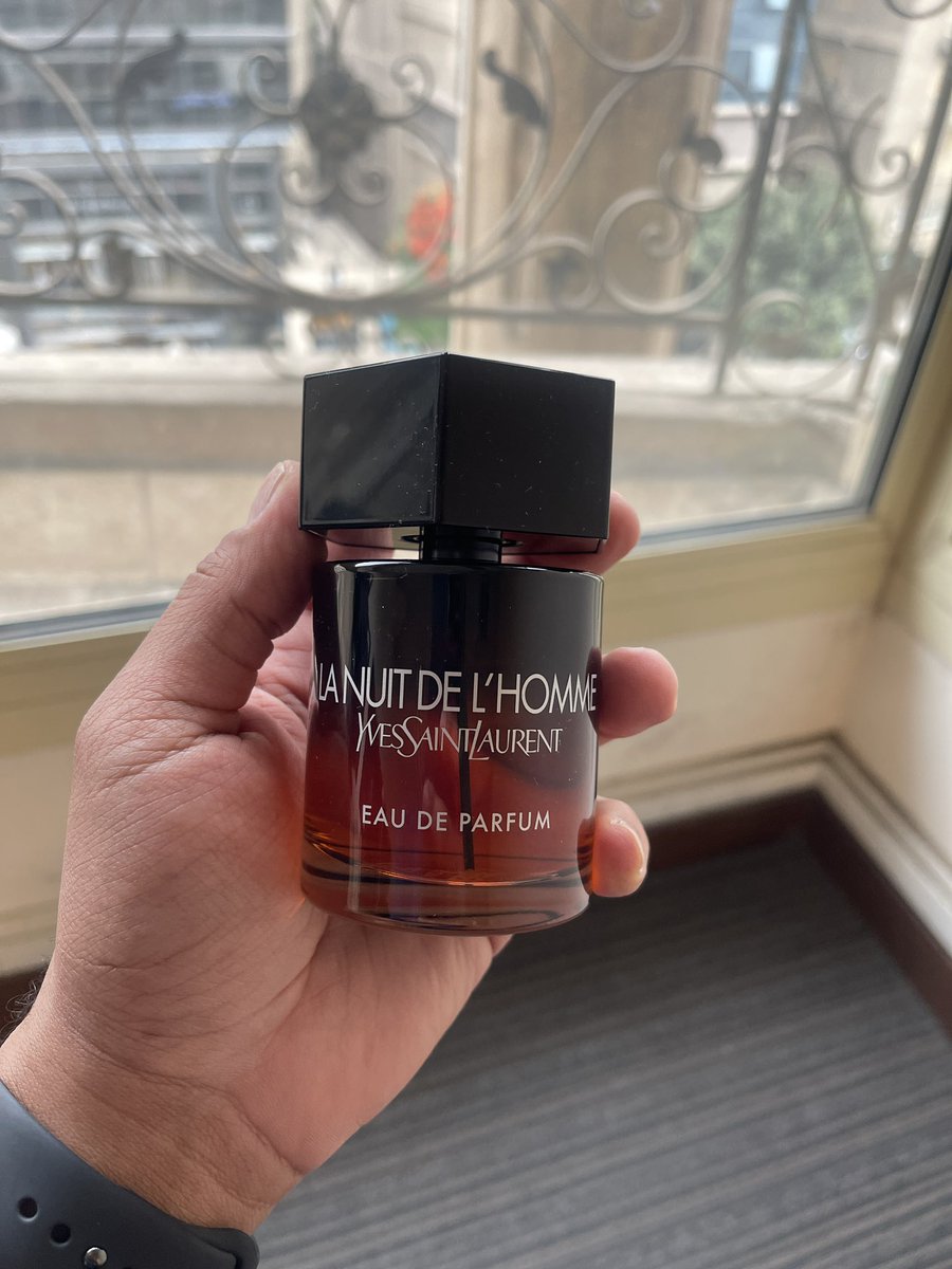 LemonadeMoT's tweet photo. اخر خمس عطور اشتريتهم وتقييمى ليهم
1-la nuit de lhomme edp منكرش انى بحب اللاين ده كله بس برضه زى باقى الاين مفهوش حاجه جديدة بالنسبالى 7/10
2-you or some one like you عارف عود النعناع الى بتحطه فى الشاى على القهوه البلدى هو ريحته كدا 6/10
3-PDM PERCIVAL مش هتكلم كتير عنه 10/10♥️ https://t.co/Tx1PEr3Nwo