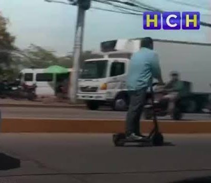 Congrezoonacio1's tweet photo. Yo, ahora que no puedo usar Uber e InDriver. https://t.co/11toPpPqgh