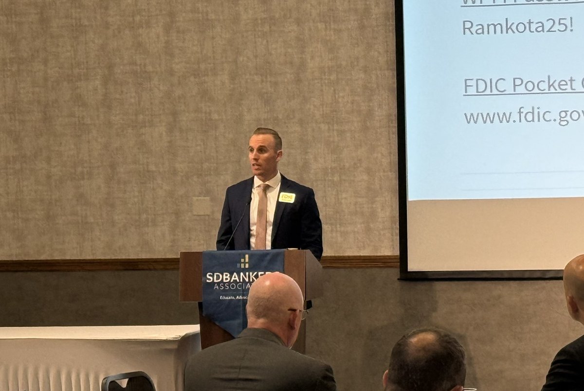 SDBankers's tweet photo. 𝟮𝟬𝟮𝟲 𝗙𝗗𝗜𝗖 𝗗𝗶𝗿𝗲𝗰𝘁𝗼𝗿𝘀 𝗖𝗼𝗹𝗹𝗲𝗴𝗲 🏦
Last week, we had over 80 bankers from South Dakota and the surrounding states that attended the 2026 FDIC Directors College in Sioux Falls. This event included presentations by FDIC speakers and subject matter experts, focusing on a variety of emerging issues relevant to bank directors. Thank you for joining us!