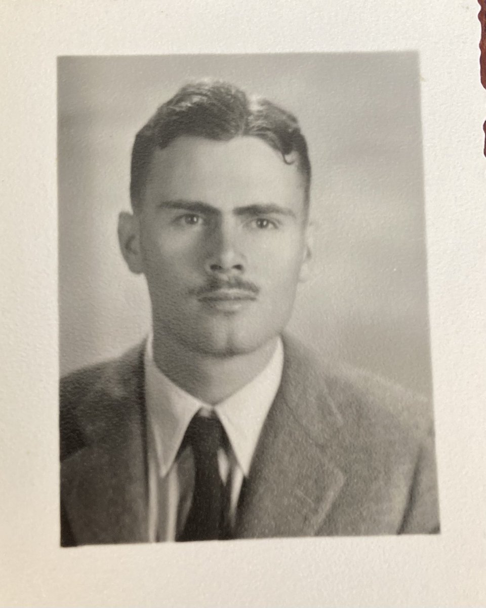 25INB0Me's tweet photo. Chad genetics on both sides 

(my grandfathers) https://t.co/dkKyxZv1Px