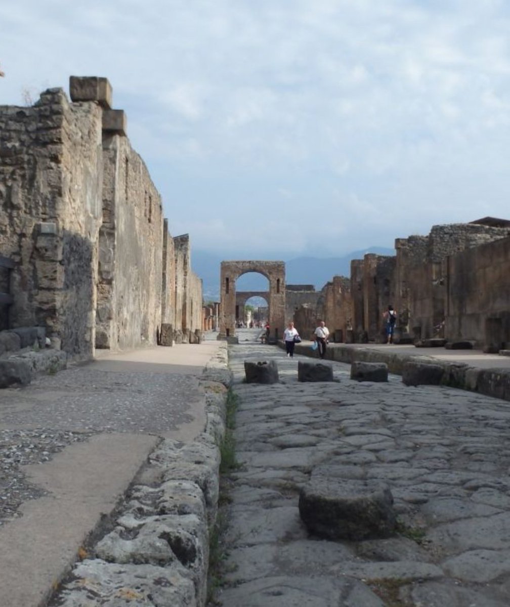 CoachDSMJ's tweet photo. @TimelessTrvlr HAS to be Pompeii. You can just feel the devastation. https://t.co/LYTtPTHg9m