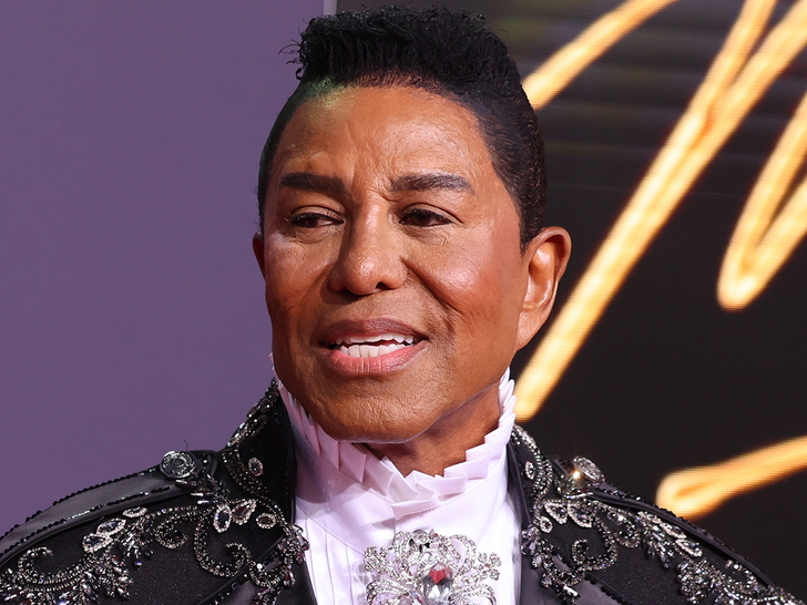TMZ's tweet photo. EXCLUSIVE: Jermaine Jackson wants $6.5-million default judgment in r*pe case thrown out.

Details: https://t.co/1CLhGOvyfd https://t.co/Oy6VjjSbmF
