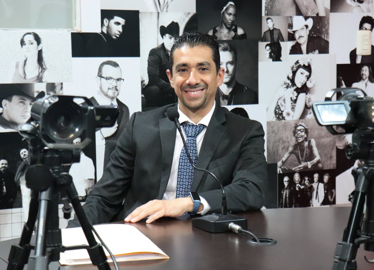 TaamTja's tweet photo. ¿Qué desafíos enfrenta el uso de la #IA en la impartición de #Justicia Administrativa, que conoce conflictos derivados de los actos de autoridad? Sobre ello habla el juez tercero Fabricio Dorantes en el programa Pulso Legal, en #Radiotele.
En: https://t.co/5QT5pbfum8 https://t.co/onBSvaCMI0