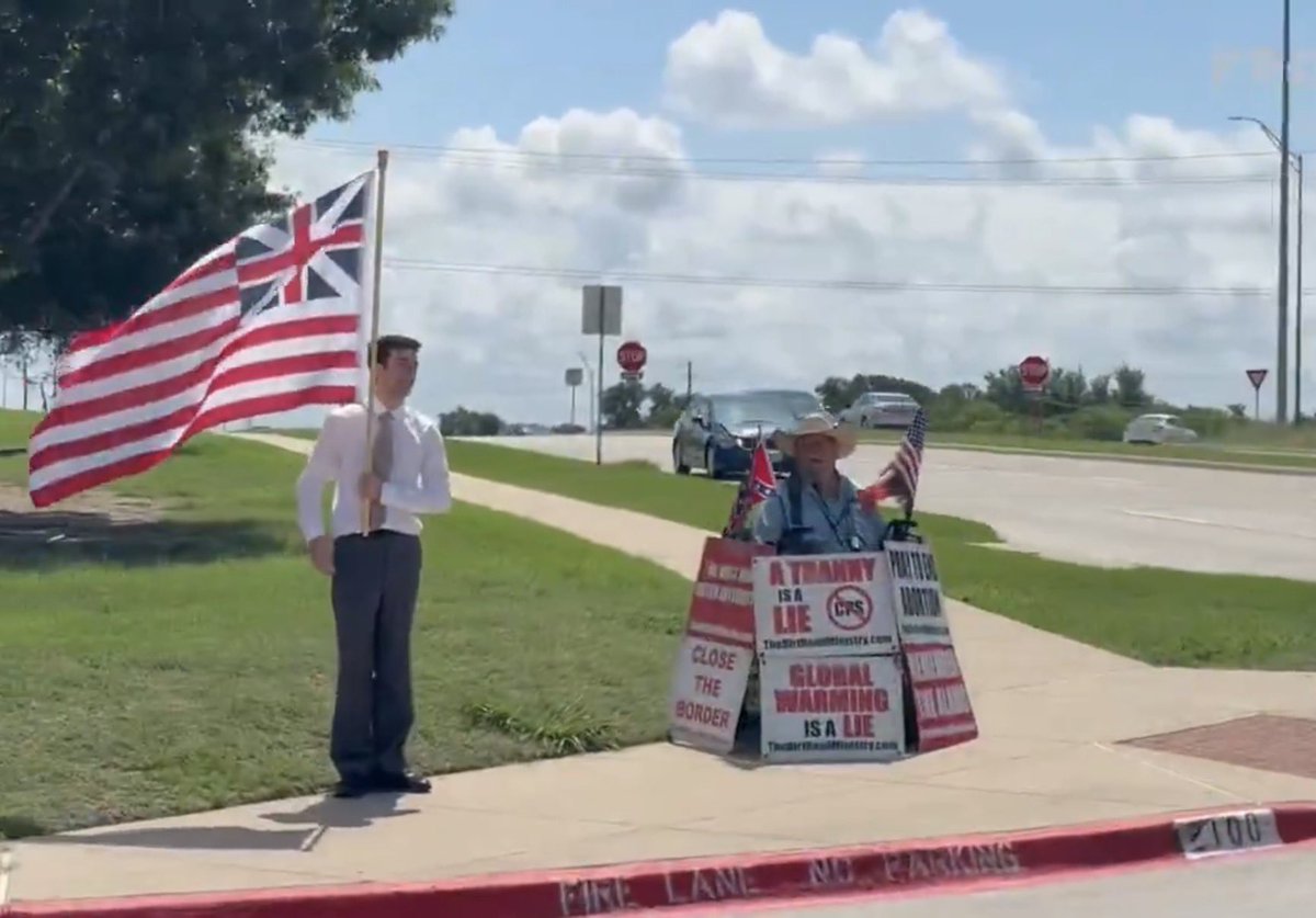 RealJohnRose's tweet photo. The average Discord Patriot living on my server in question: https://t.co/CTnRJPvK97