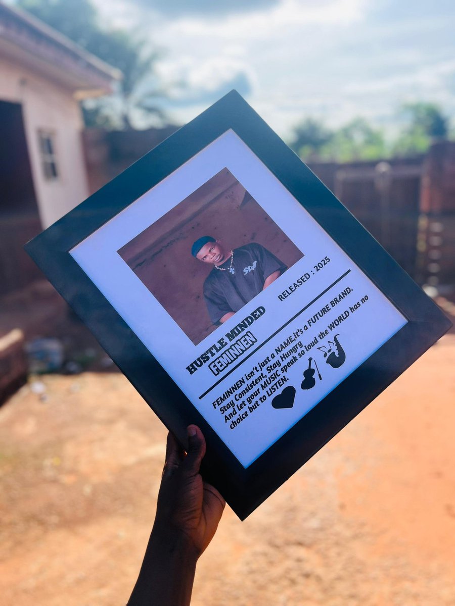 Clever_Craftsss's tweet photo. We do fine Frames that preserve memories, celebrate moments, and add beauty to every space.

Crafted with care. Designed to last.

#CleverCraft #FineFrames #FrameYourMoments https://t.co/71f3R4NlBB