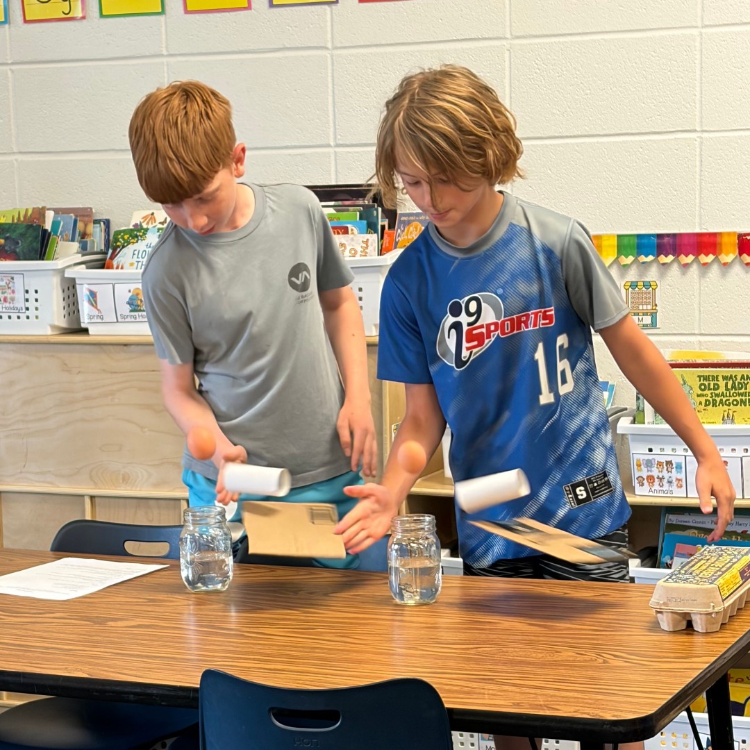 Central301's tweet photo. 🧪 Science Day returned to Lily Lake!

For the first time since before COVID, Lily Lake brought back its morning science experiment stations — and this year’s 5th graders helped lead the way for younger students.

📖 Read more: https://t.co/8KKIgdOKo9

#WeAreCentral 🚀 https://t.co/Q9MAkvJ7wd