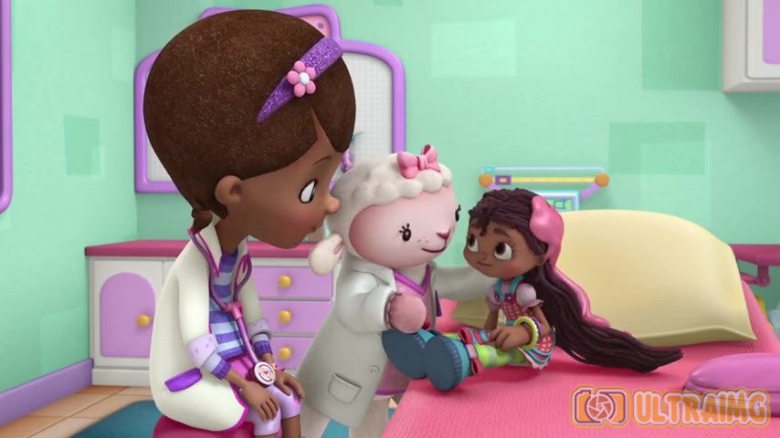 Disney_Wiki's tweet photo. Today marks the 9th anniversary of the #DocMcStuffins episode, "Hannah the Brave", written by Kerri Grant, storyboarded by Kinjo Estioko and Akis Dimitrakopoulos and directed by Damien O'Connor.
Audrey, is undergoing chemotherapy, and her doll Hannah gets gum stuck in her hair. https://t.co/ABnQ19oHvB