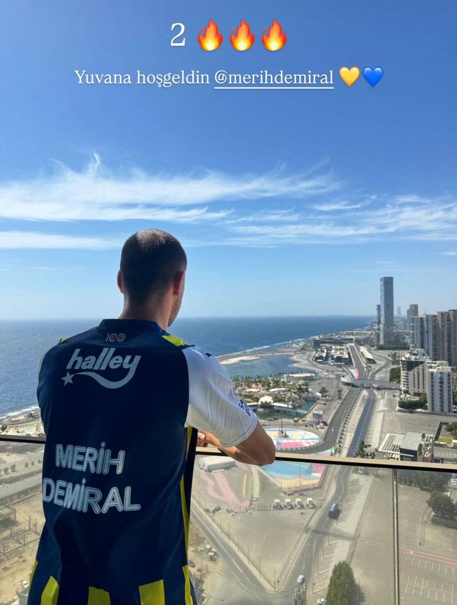 Arasbag1907's tweet photo. Yuvana hoşgeldin #merihdemiral 💛💙 https://t.co/fvajugEBpA