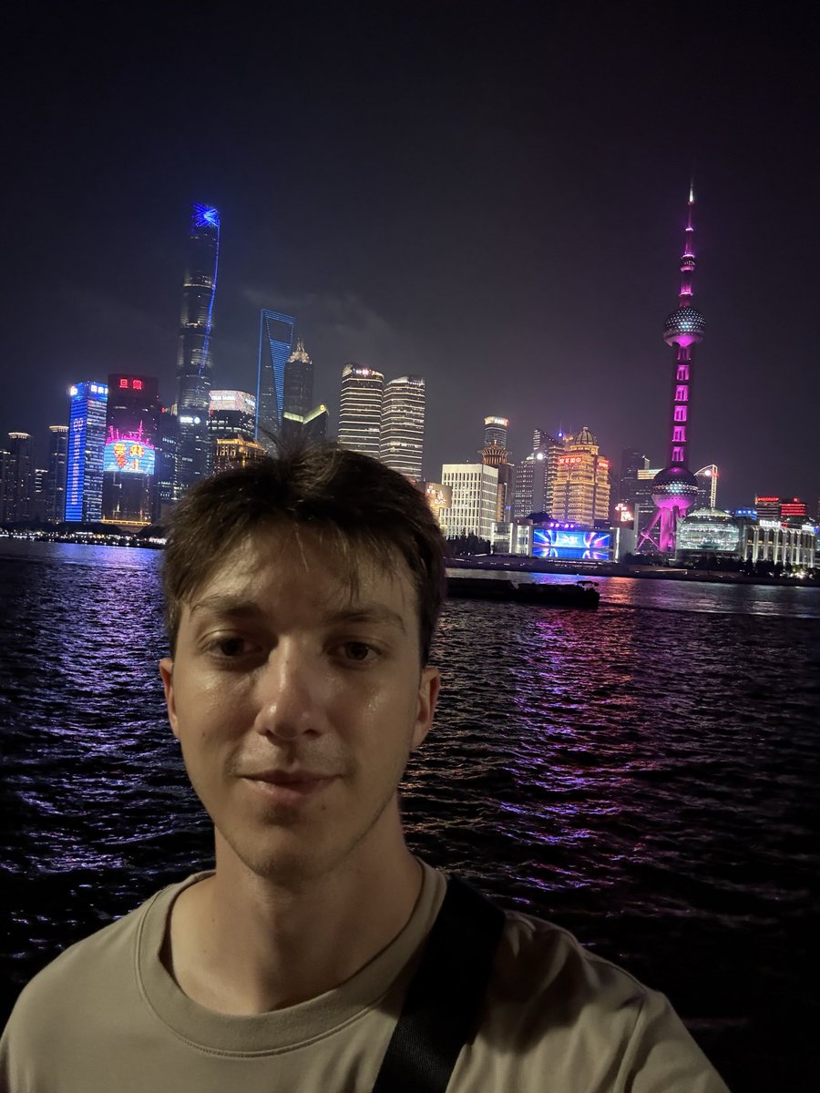 blakeps's tweet photo. Haven’t tweeted too much since quitting other than when I upload new videos but just wanted to say thank you everyone who watches my new content ❤️

It’s going great so far and the feedback is so positive it’s very refreshing to see.

I’m just getting started 🙏🏻 https://t.co/XAvTex5y8i