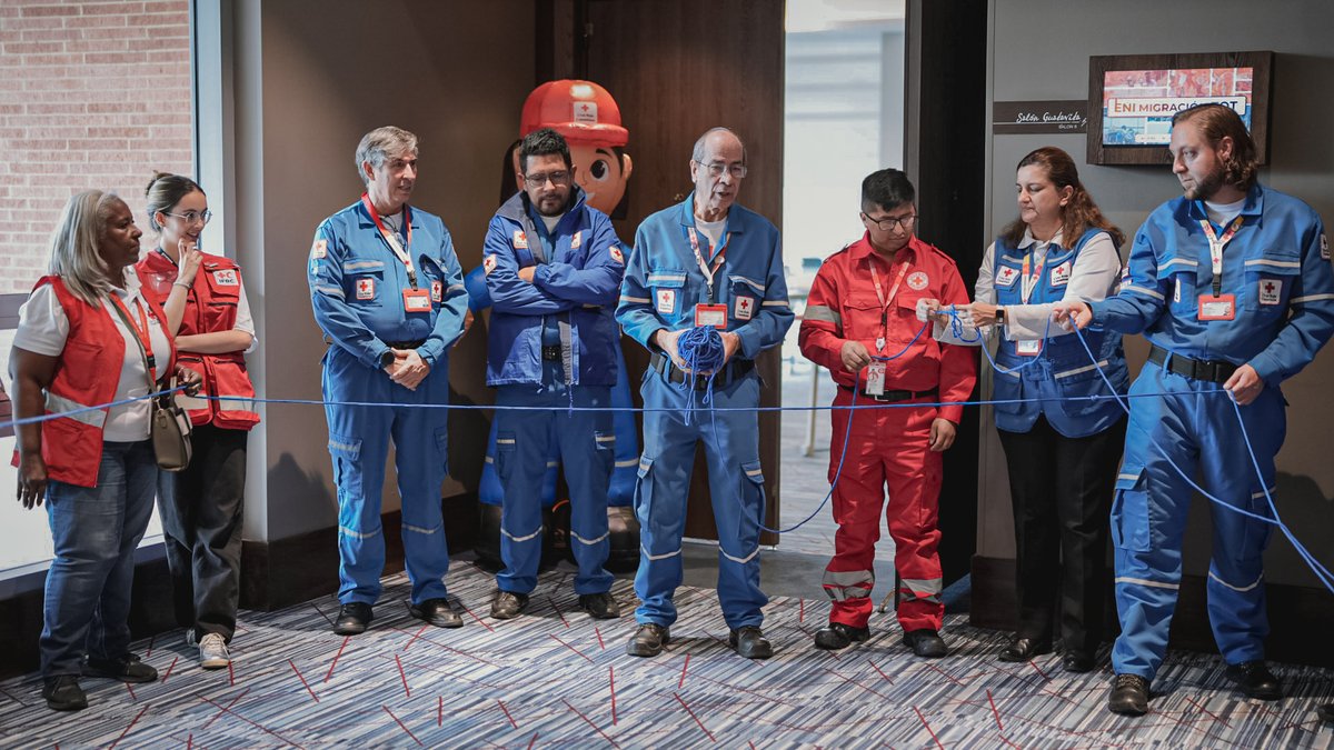 cruzrojacol's tweet photo. Inició el Encuentro Regional ENI y TOT en Migración, un espacio que reúne a Sociedades Nacionales de la Cruz Roja de las Américas para fortalecer capacidades, intercambiar experiencias y mejorar la atención humanitaria a personas migrantes y comunidades afectadas. https://t.co/tfH1JcoUnE