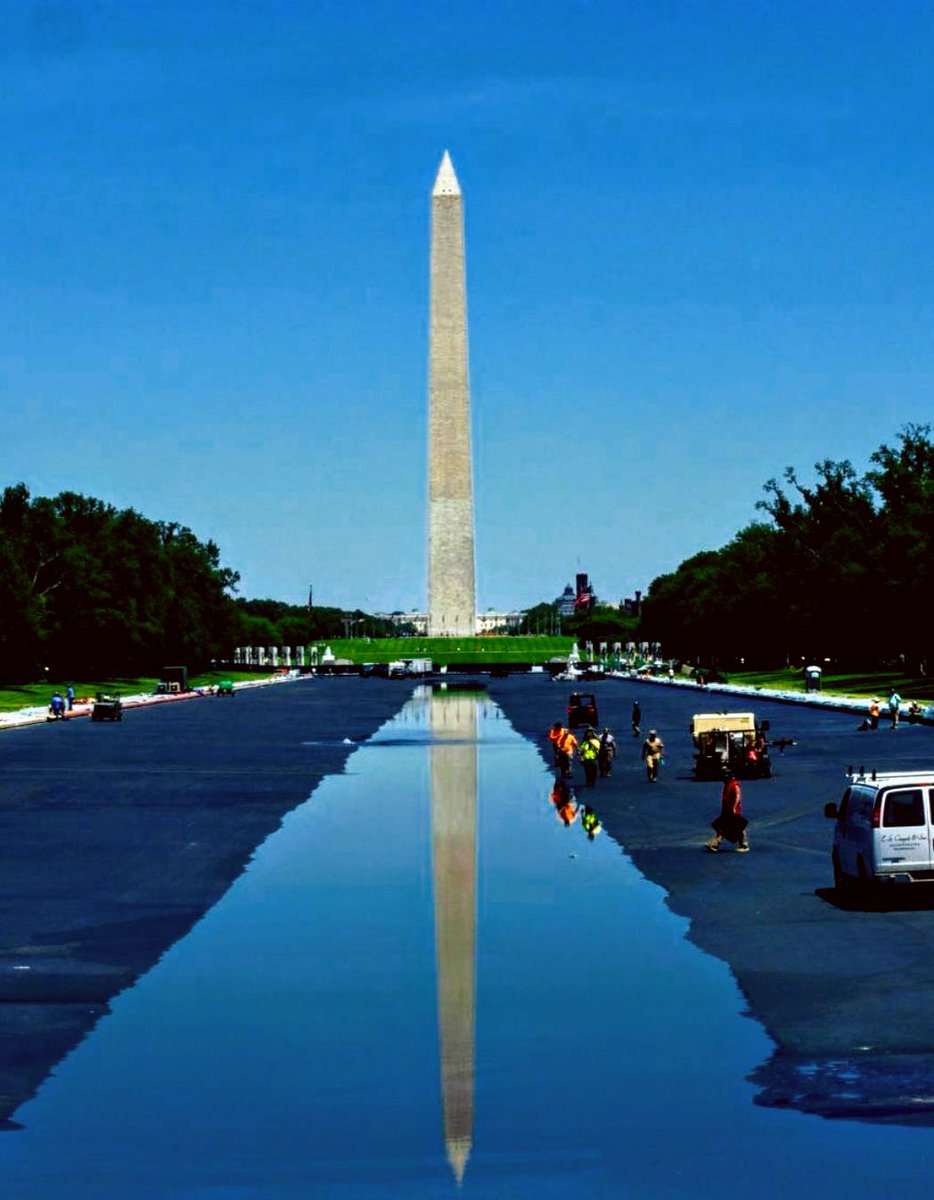 CreamyCornCob1's tweet photo. @TrumpDailyPosts The Reflecting Pool in Washington DC - IS BEGINNING TO REFLECT 🇺🇸 https://t.co/fPuUiqaJUF