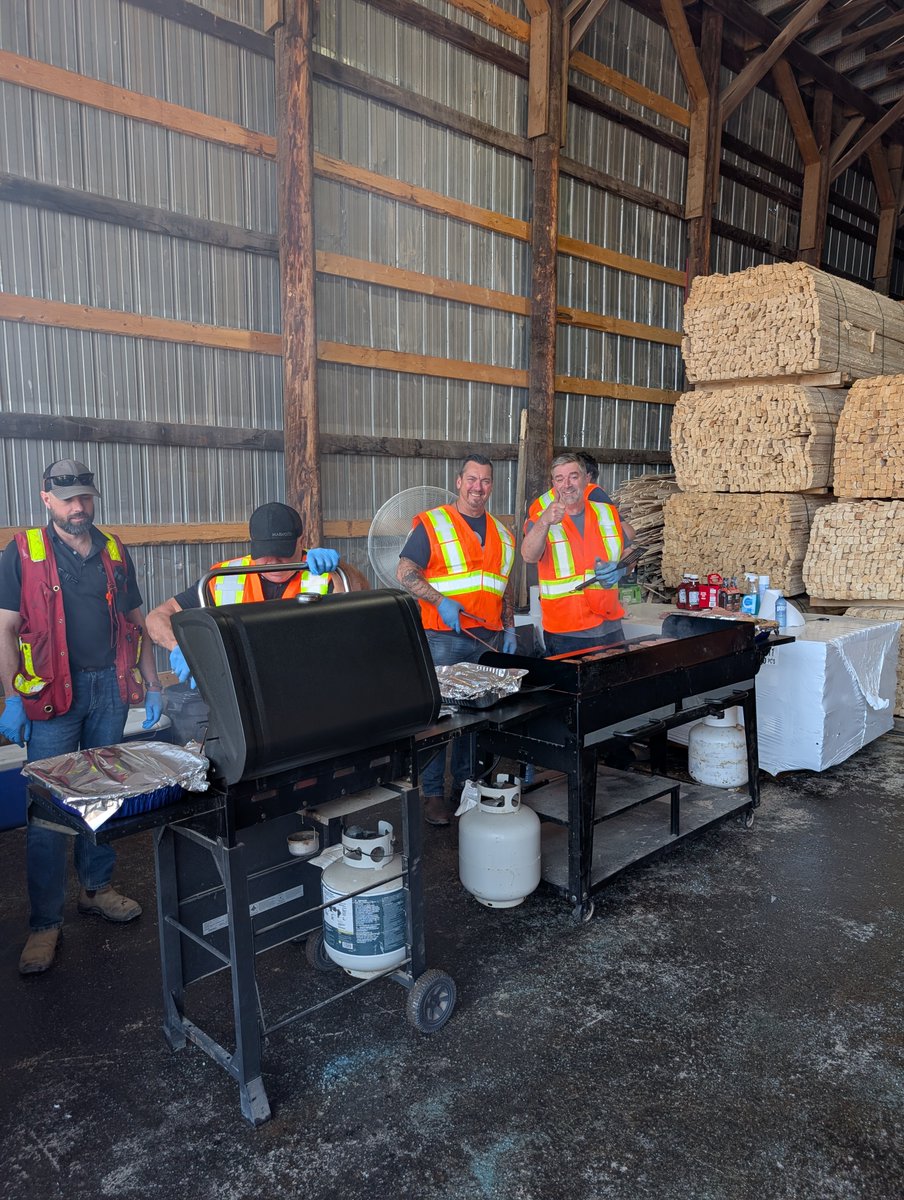 MarwoodLtd's tweet photo. Enjoying the sunshine and our company BBQ ☀️
Proud to celebrate the hard work and dedication of our team. #marwoodltd https://t.co/nLiysEQxIS