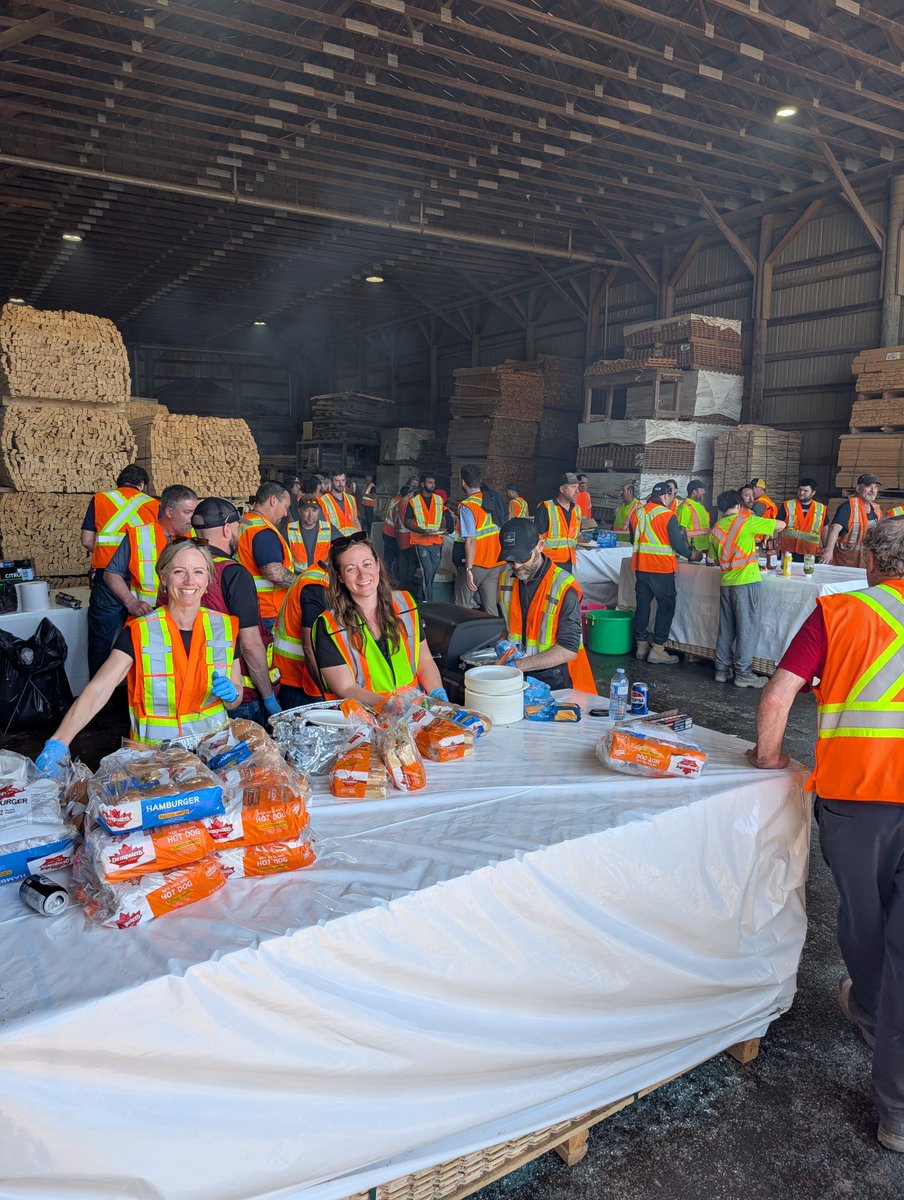 MarwoodLtd's tweet photo. Enjoying the sunshine and our company BBQ ☀️
Proud to celebrate the hard work and dedication of our team. #marwoodltd https://t.co/nLiysEQxIS