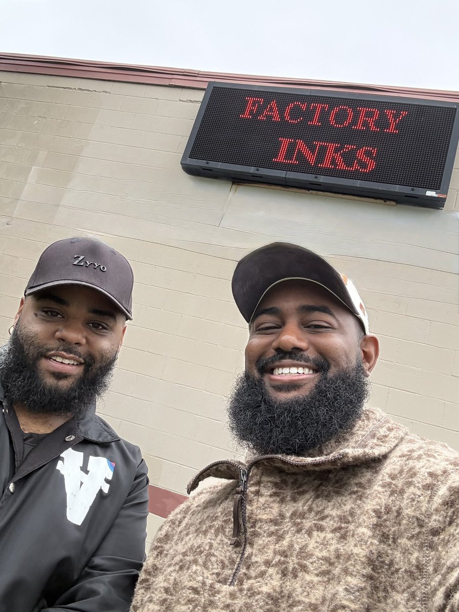 KAlexanderr_'s tweet photo. Proud to Announce our Acquisition of Factory inks into the K. Alexander family!
Me and @THE96Q Owning our means of production and serving the community in this regard has always been important to us. Excited to take this to the next level and help grow brands and businesses🙏🏾 https://t.co/5j3vLMTOaP