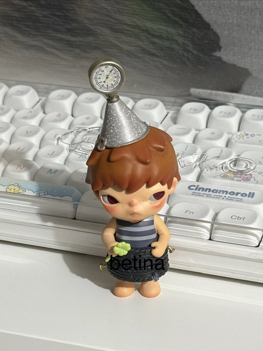 wonniecartz's tweet photo. 🍧𓂃 wts lfb ph popmart sale ᵕ̈ #wonnie_sellz ★ ☆ 

📦 Hirono Echo Series - get lucky ₱380

— onhand | mint condi
— with box and card
— loc: manila ! ♥︎
— payo

reply mine or dm to claim 💗 https://t.co/6jSDTR3cuo