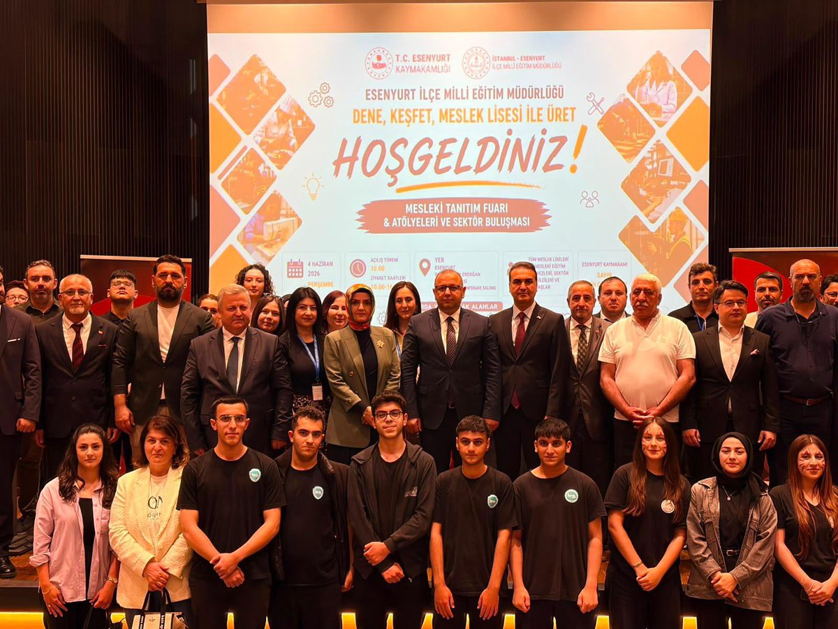 AytulumY's tweet photo. 📍Mesleki Eğitim Tanıtım Fuarı
“Dene, Keşfet, Meslek Lisesi ile Üret" başlıklı mesleki tanıtım fuarının açılışına  Kaymakamımız Sayın Fatih Çobanoğlu, İlçe Millî Eğitim Müdürümüz Tayfun Özyolcu ile birlikte katılım sağladık. https://t.co/Xy7EX1vin9