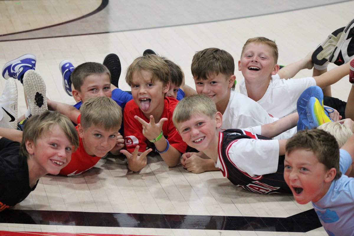 LS_LancerATH's tweet photo. We wrapped up a great first week of summer camp for Basketball. Here are some flicks of the last day of camp!
@LS_LancerMBB @LaSalleAlumni @LaSallePride https://t.co/smYLoClT2X