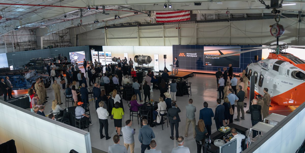 GPLInc's tweet photo. This week, GPL joined fellow state and local leaders to celebrate @Honeywell_Aero 's brand unveiling – a highly visible element of Greater Phoenix’s newest global HQ. https://t.co/FKI3lZlBhN