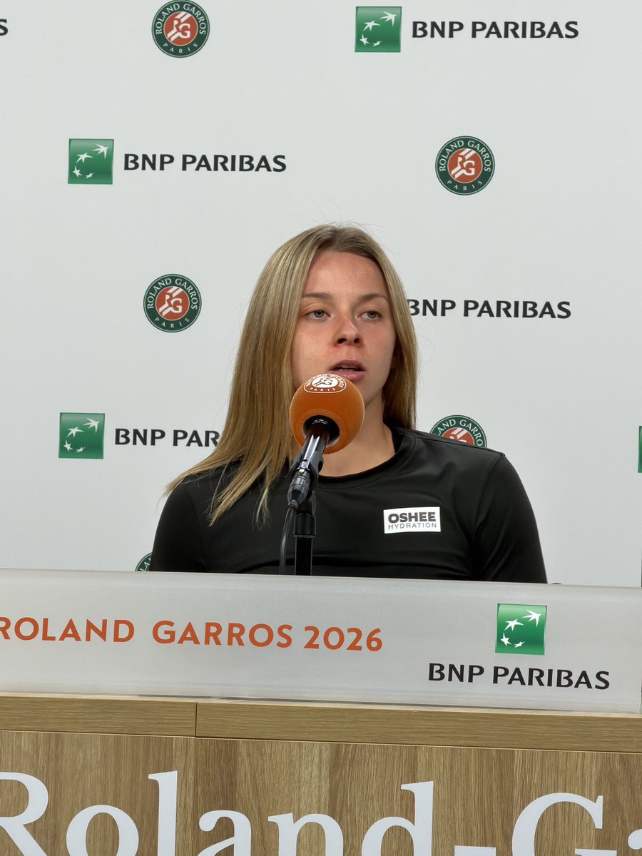 arturgac's tweet photo. Maja Chwalińska zachwycona atmosferą na korcie centralnym:
🗣️Jedyne co mogę powiedzieć o publiczności: jestem ogromnie wdzięczna! Mam nadzieję, że zjawi się też w sobotę ♥️ https://t.co/fHyFTq6Idb