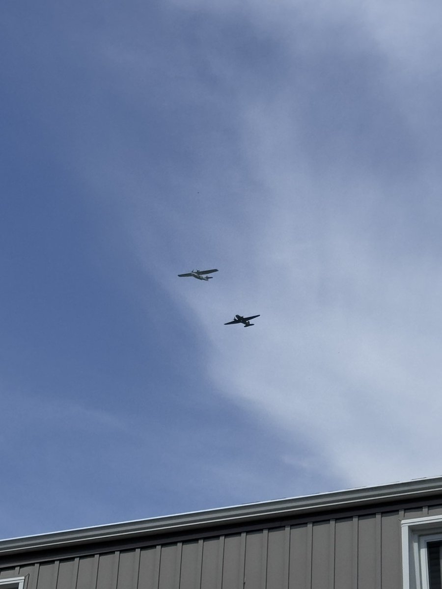 nickro9's tweet photo. Love seeing these types of planes fly over my house… can’t wait to see the Lancaster come out again this year!! @CWHM https://t.co/GOJJ6W5CVC