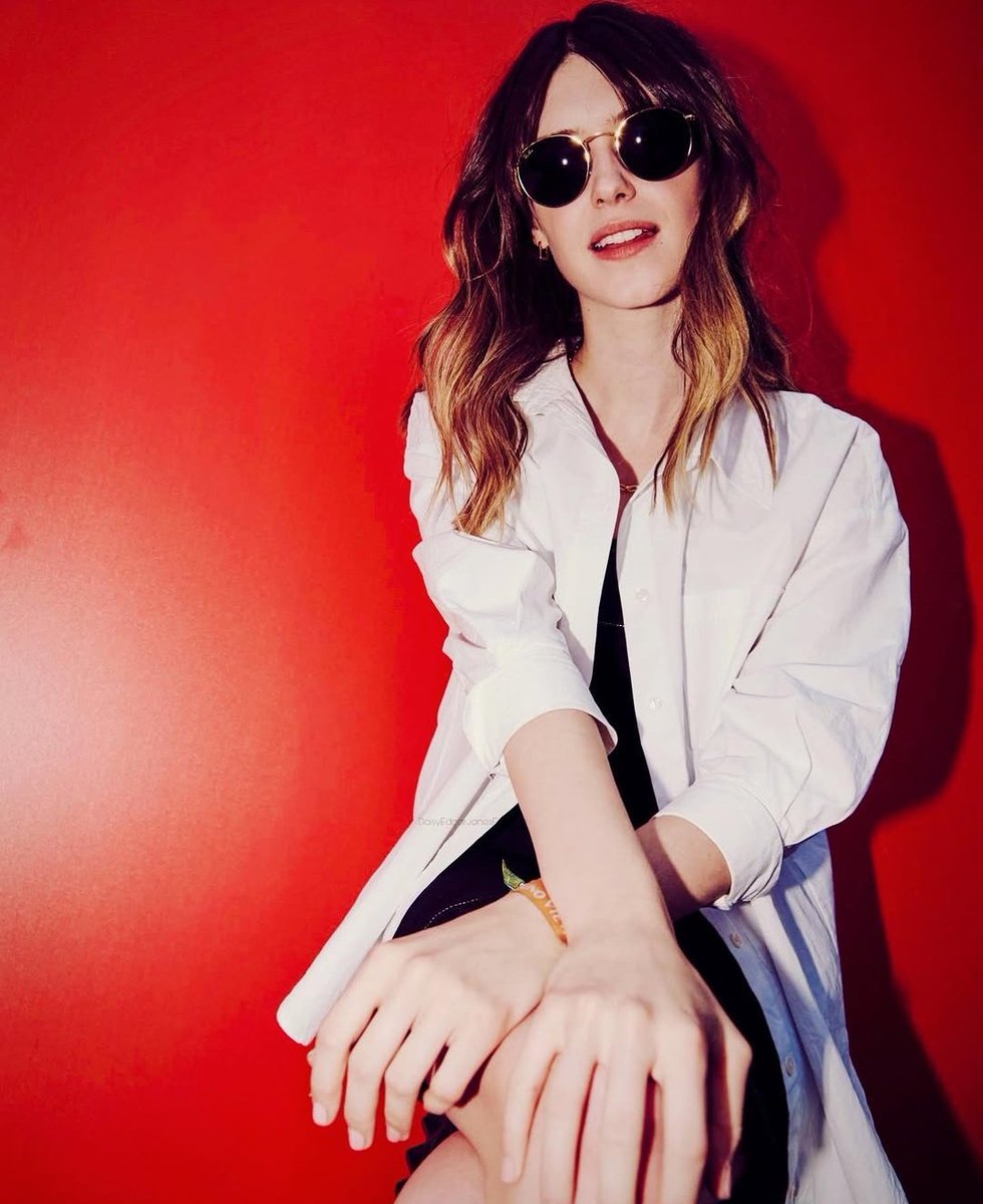 DizzyUpxTheGirl's tweet photo. https://t.co/8SRYOGIL8T