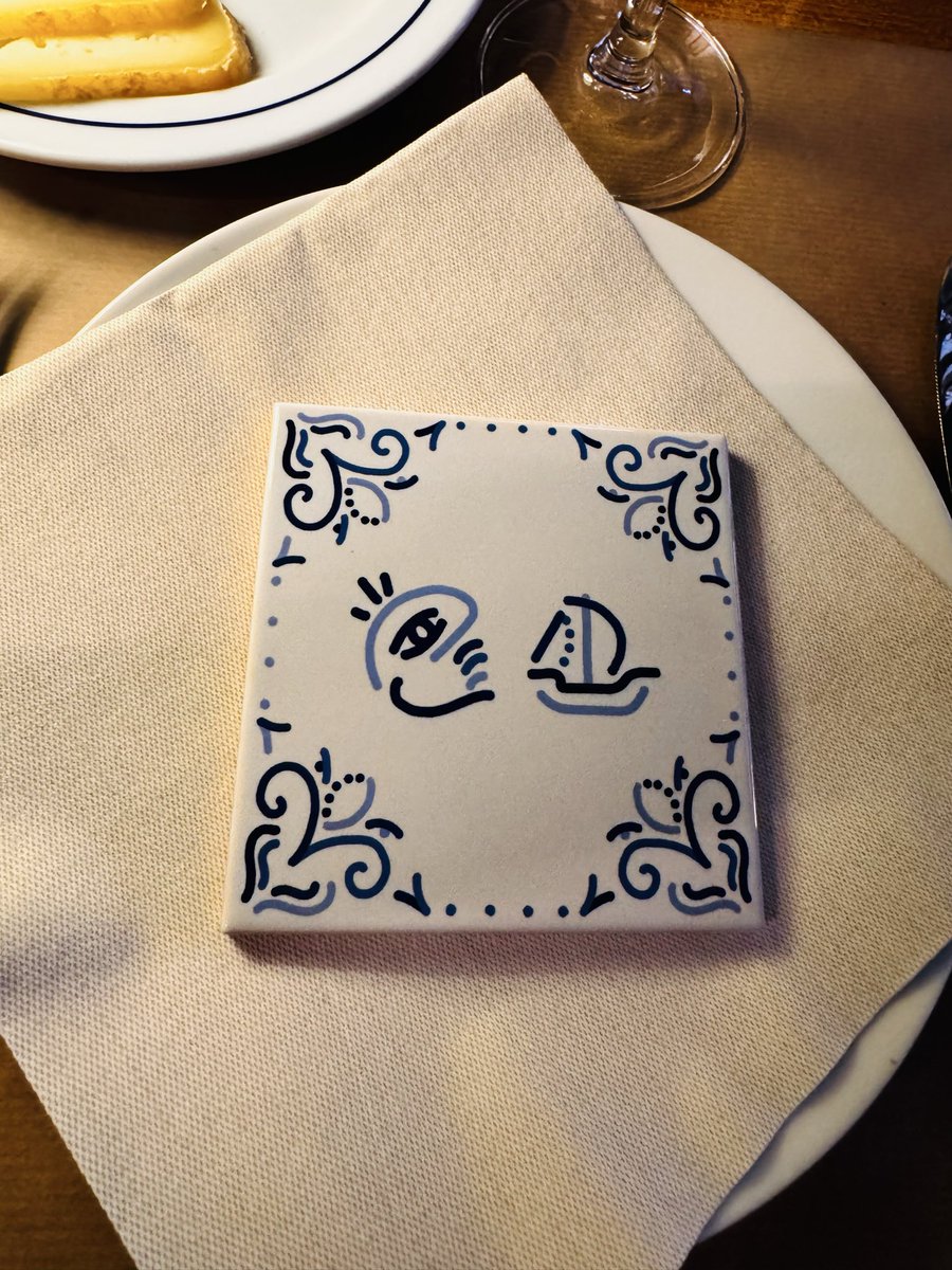 madam_selkie's tweet photo. Azulejo @EfdotStudio at the @opensea @shillrxyz @LoreStudio_io dinner.

In love 💙 https://t.co/5lyfRm2FKe