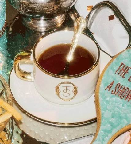 adony_hern's tweet photo. All I wanted from TLOAS merch were these teacups!! @taylornation13 plzzz I beg https://t.co/KUlIe7L5WH