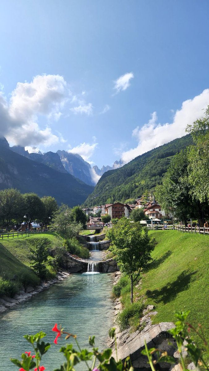 SkylineSto14597's tweet photo. Italy 🇮🇹 https://t.co/ylaLWMxiRx