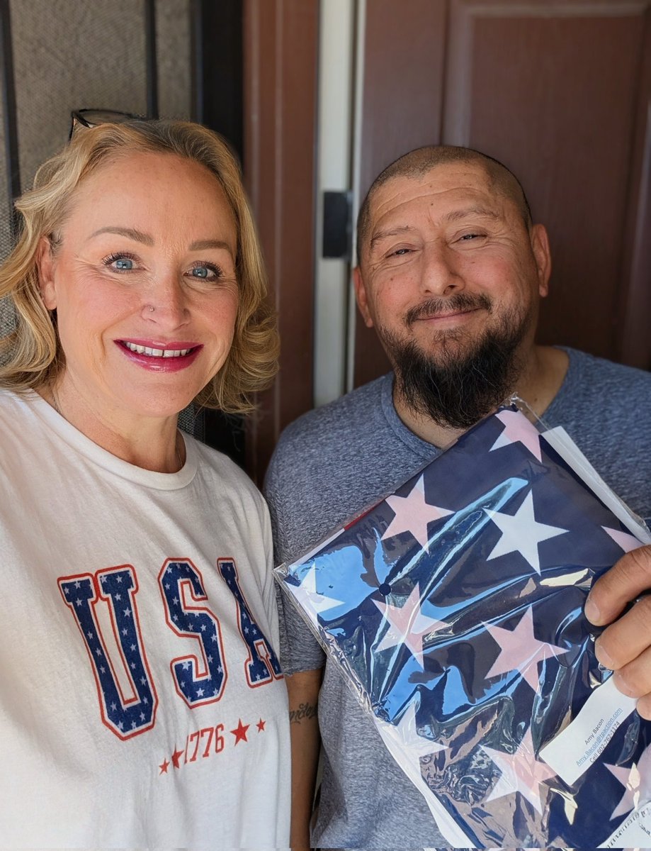 AmyMBacon1's tweet photo. Out in Laveen meeting my neighbors, registering voters, &amp; handing out American flags! 🇺🇸
It’s nearly 100° but that’s not stopping me from knocking doors &amp; winning our area back — one door at a time.
Love connecting with people &amp; hearing about their families. 
@will_wyso https://t.co/d5LAfMD1Zk