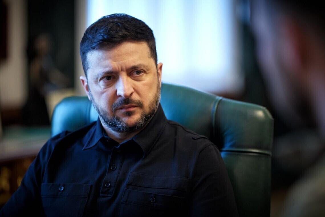KyivPost's tweet photo. BREAKING: President Volodymyr Zelensky has published an open letter addressed to Russian President Vladimir Putin.

Key quotes:

▪️ “Whatever you say about NATO, geopolitics, and the Russian language — this war is your personal choice.”

▪️ “A war without a real reason. That is how history will remember it.”

▪️ “Ukraine proposes to end the war in a format between us and you. I propose a meeting.”

▪️ “You did not expect full-scale resistance from Ukraine and did not predict that things would go this far. But we are all here — in the fifth year of full-scale confrontation.”

▪️ “Ukraine preserves its independence. And will preserve it.”

▪️ “Don't be afraid to get out of the war — that is the main thing needed from you now.”

▪️ “You won't have enough money and political power to continue buying the loyalty of Russians as you have done for 26 years.”

▪️ “We have seen intelligence documents showing that you are currently reviewing war plans for 2027 and 2028 as well.”

▪️ “All have heard how your representatives, smiling, said that I could supposedly come to Moscow. But after these 26 years, there is nothing for a Ukrainian leader to do in your capital, just as there is nothing for a Russian leader to do in Kyiv.”

▪️ “There are countries that traditionally host leaders for resolving questions of war and peace. Switzerland, Türkiye, countries of the Arab world — many can and want to host this meeting.”