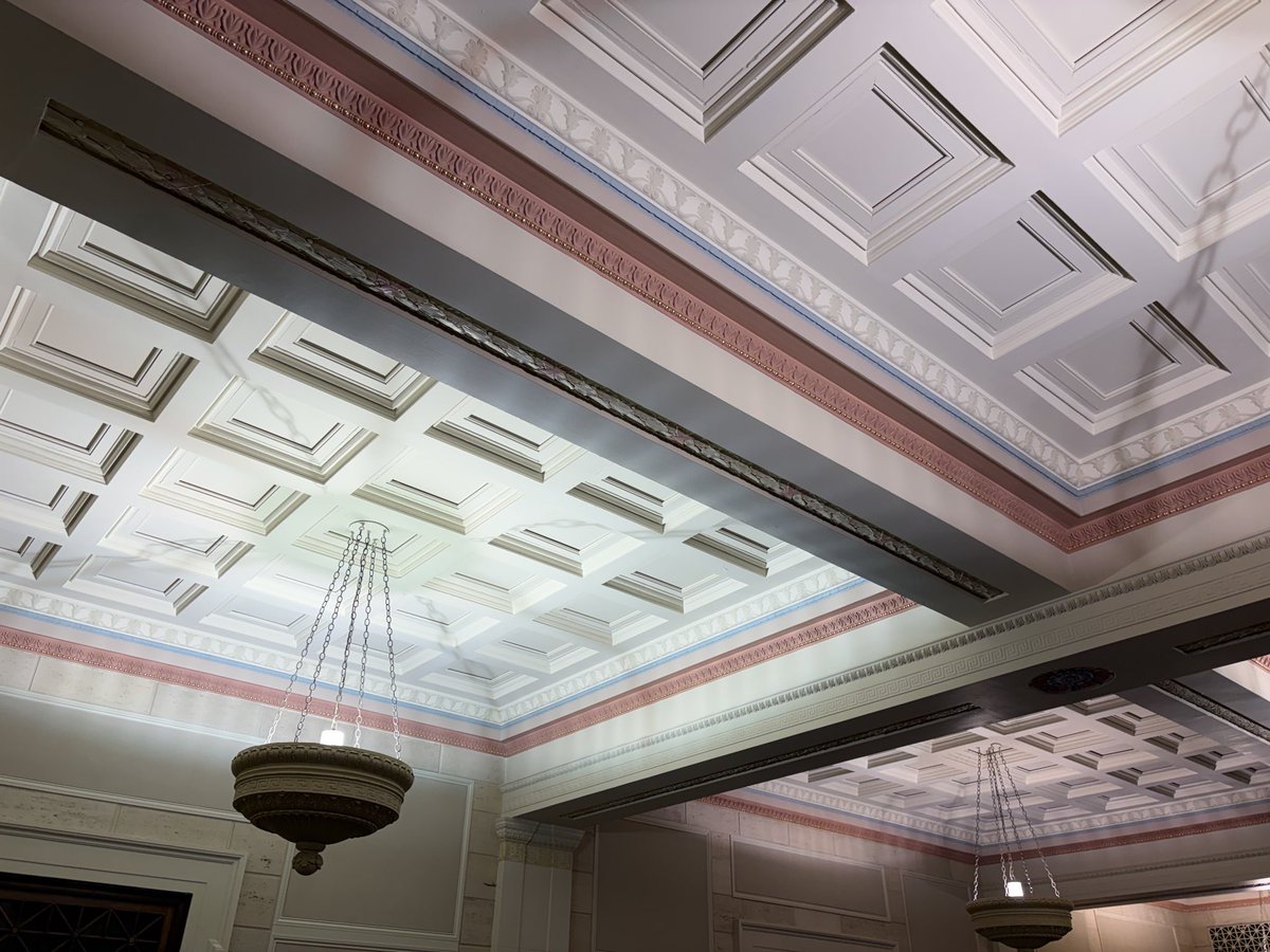 Particular_Drew's tweet photo. The original Iowa federal district courtroom https://t.co/TXXzdwN3bG
