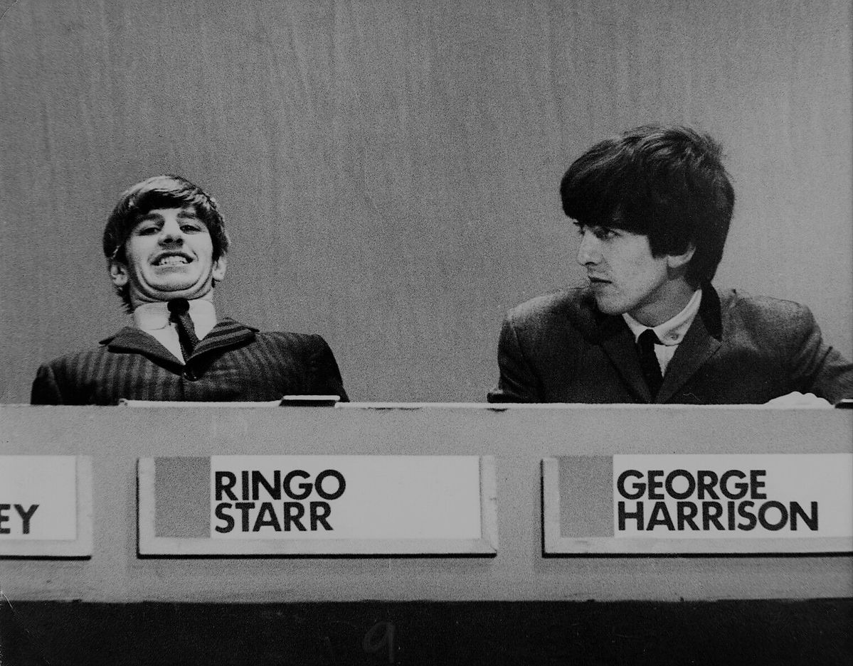 BeatlesArchive2's tweet photo. The #Beatles, Jukebox Jury https://t.co/I28e1iGOHr