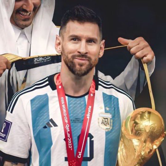 CFD_Oficial's tweet photo. ⚔️ Lionel Messi x Cristiano Ronaldo em mata-mata de Copa do Mundo:

🏟️ Jogos: 12 – 8
⚽️ Gols: 5 – 0
🅰️ Assistências: 6 – 0
🅿️ Participações: 11 – 0

🤯 Confesso que me pegou… https://t.co/aZhUdyZ2qr
