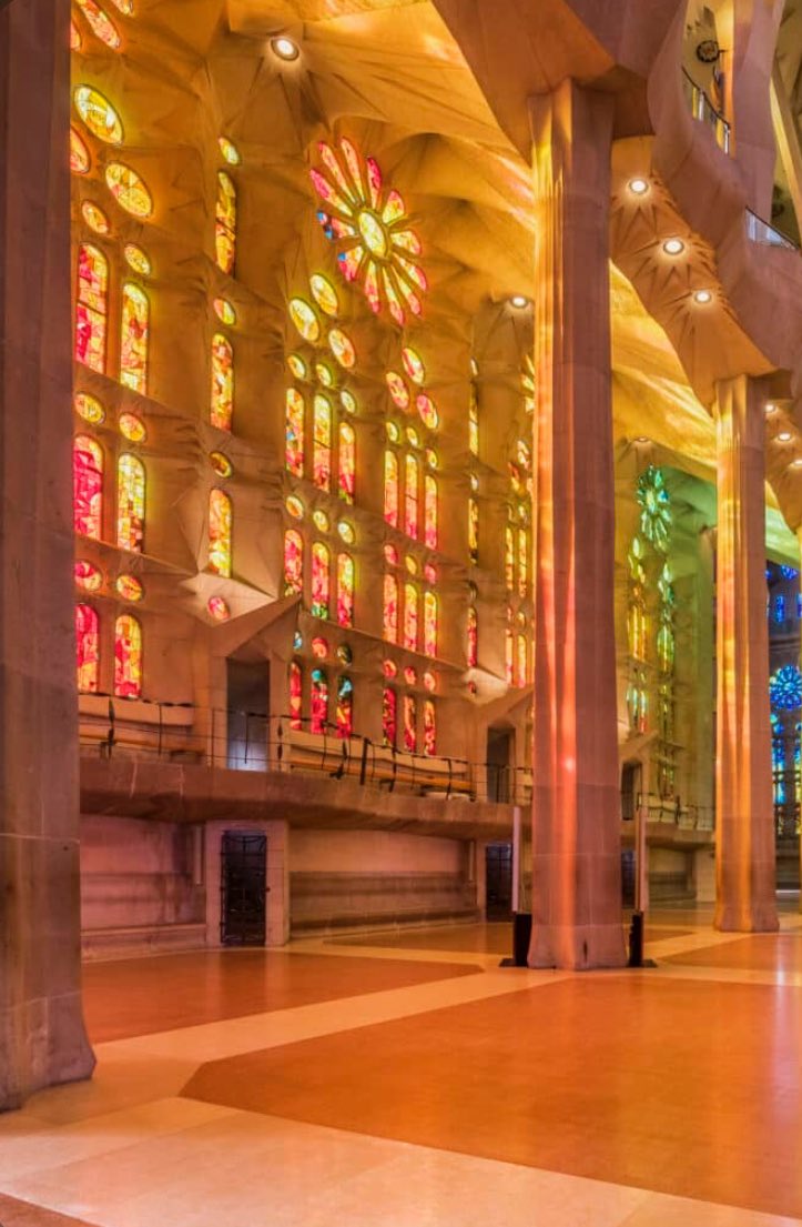 TrungTPhan's tweet photo. Gaudi designed interior of La Sagrada Familia to look like living forest. 

Columns are giant branches. The stain-glass window light up inside of basilica different color depending on time of day.

Morning (Nativity east facade) shines blue and green to symbolize start of life. Late afternoon (Passion west facade) for end of life.

Absolute legend.