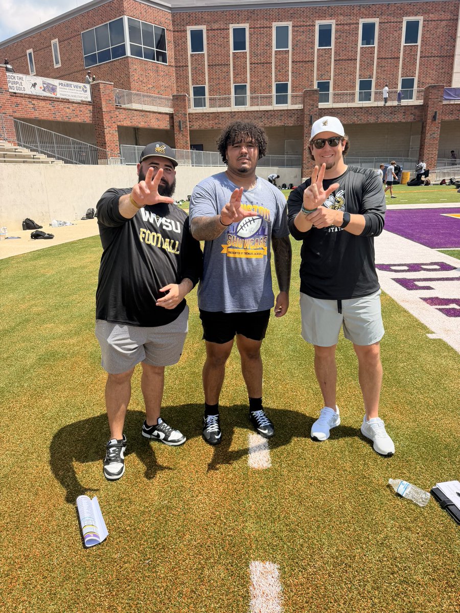 davidcollom2027's tweet photo. #AGTG after a great camp and conversation with @CoachWalsh62 I’m blessed to receive an offer from @WVStateU @Coach_Morton60 @Coach_DPerez @KleinFootball25 https://t.co/CA1L2IfWhP
