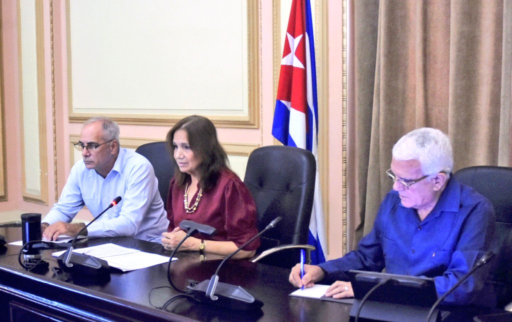 AsambleaCuba's tweet photo. Ambas partes ratificaron los históricos y entrañables vínculos de amistad entre 🇨🇺 y 🇷🇺, especialmente en el ámbito interparlamentario 

✅️Los legisladores rusos ratificaron su solidaridad con nuestro país frente al recrudecimiento del bloqueo y demás agresiones de EE.UU. https://t.co/F4yi5CKbMc
