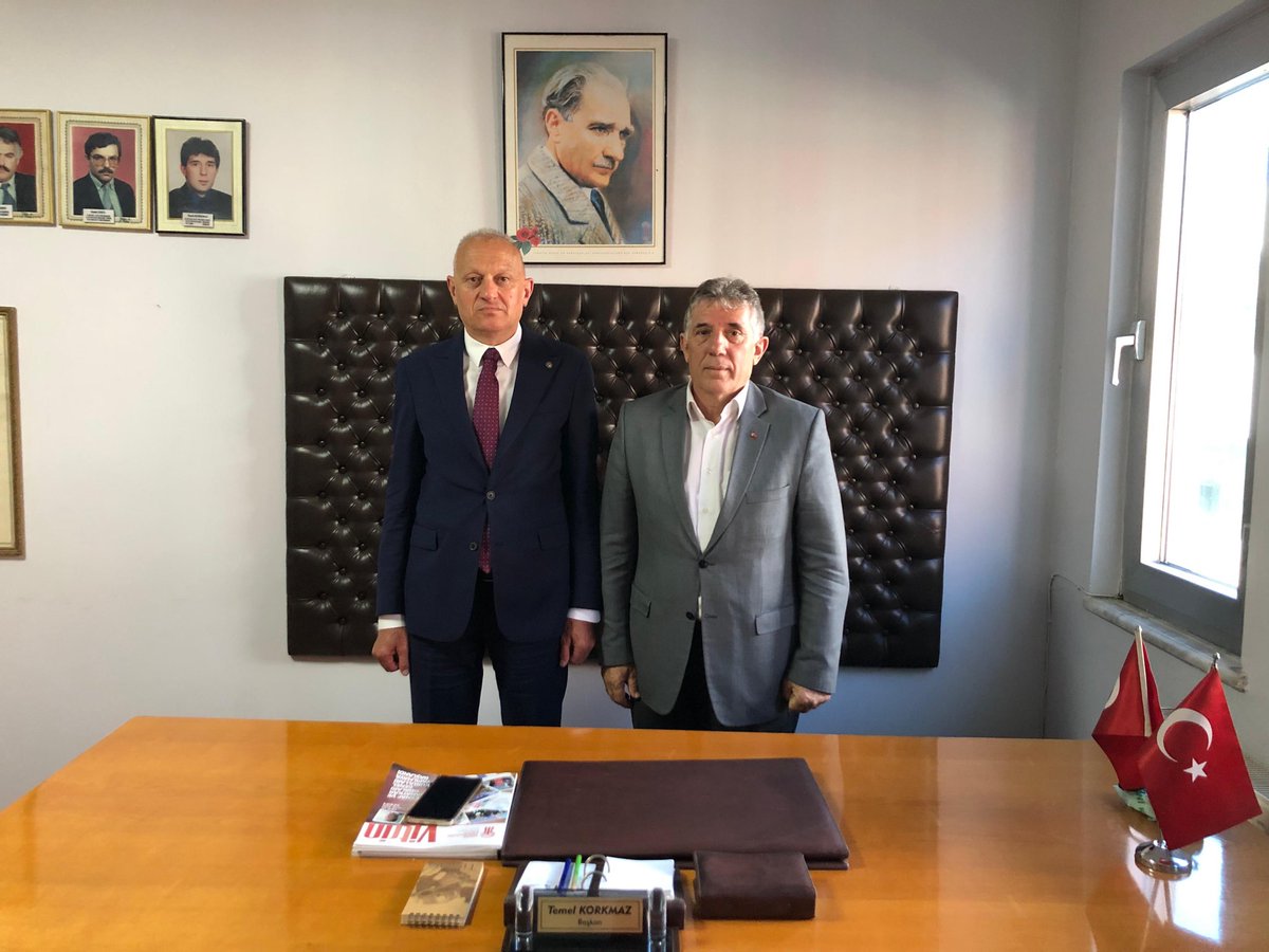 aktrabzon61's tweet photo. İl Başkan Yardımcımız Gökçen Alemdaroğlu, İl Yönetim Kurulu Y. Üyelerimiz Mehbare Yaren Muhcu, Hülya Algün, Melike Nur Seyyar ve Gençlik Kolları Yönetim Kurulu Üyesi Hasan Küçük ile birlikte Kasaplar ve Celepler Esnaf Odası'nı ziyaret ederek sektöre dair değerlendirme bulunduk. https://t.co/kfVZe1m0ME