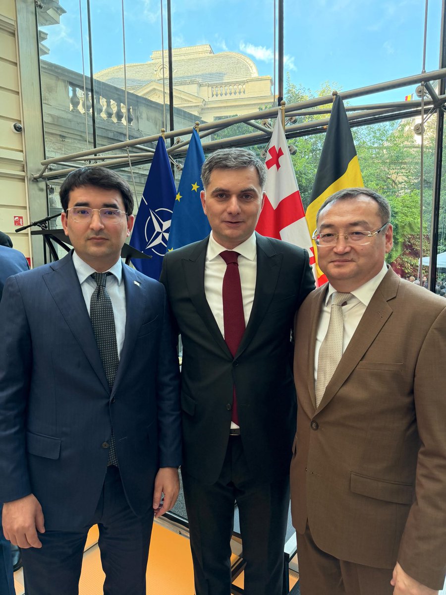 kgembassybe's tweet photo. Ambassador Aidit Erkin attended the reception celebrating the National Day of Georgia 🇬🇪
Warm congratulations to the people of Georgia on this special occasion 🎊
@GeorgiaInEU https://t.co/FKOS0QOAaM