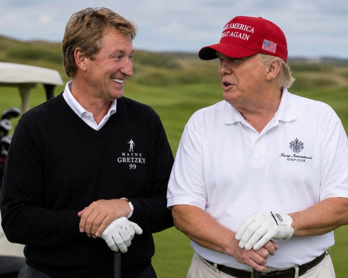 LuckiestMan604's tweet photo. @RodAVanier Rod the Elbows up, Retard.  
Does this picture piss you off?  
Anti Wayne anti Trump  
Everything wrong with Canada is because of Canadians like you Rod!!!  
You hate this country!!!  
In a Canada full of Liberal Elbows up Rods be a happy Wayne. https://t.co/UB9o2TAEUK