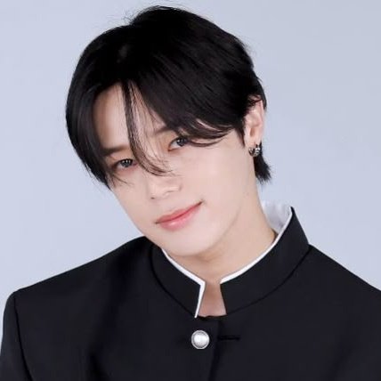 K97IY's tweet photo. K's short black hair, I miss you. https://t.co/xvjmm82Fdk