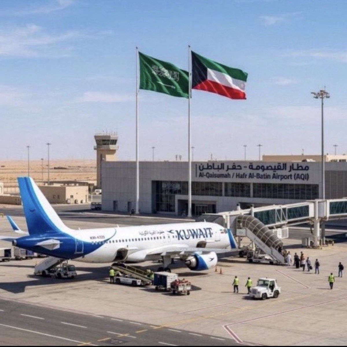 alish3lan's tweet photo. @nasser_duwailah  
هل كنت تدري أن الأيام دول وهذه بضاعتكم ردت إليكم وشماتتي عليك شخصيا أما الكويت الحبيبة فهي جزء منا ونحن منها.. https://t.co/ainOYtnehC