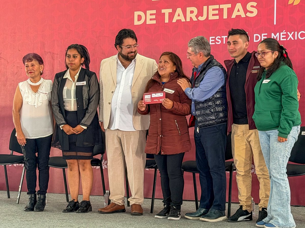 isaacsolar's tweet photo. Acompañé al Mtro. Juan Carlos González Romero, Secretario de Bienestar del #EdoMex, en el segundo día de entrega de tarjetas del programa #MujeresConBienestar.💜
#AquiGobiernaLaEsperanza #Naucalpan https://t.co/KktJYpGuy1