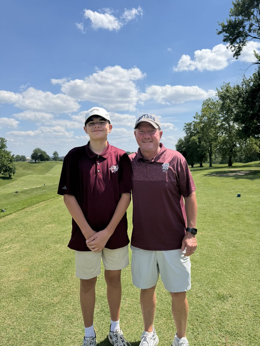MVGolf_Cats's tweet photo. Congratulations to Brennan Austin with a 71 today that makes him an individual regional qualifier for next Thursday at Country Oaks Tee time TBA! 🏅🏅🏅⛳️⛳️⛳️ #GoCats #MovingOn Brennan also finished 2nd as an individual on a non-advancing team!! https://t.co/PQMv7J1IOu