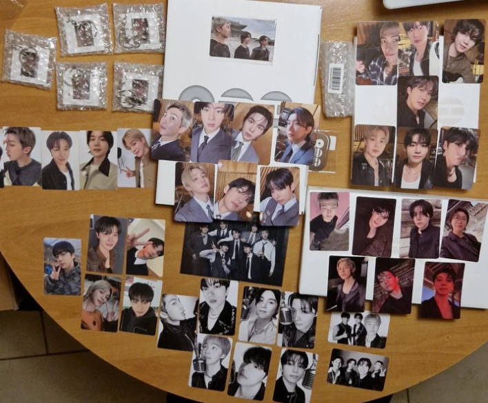 stacy saw: BTS 181016 and will again 260711/12/17 tweet media