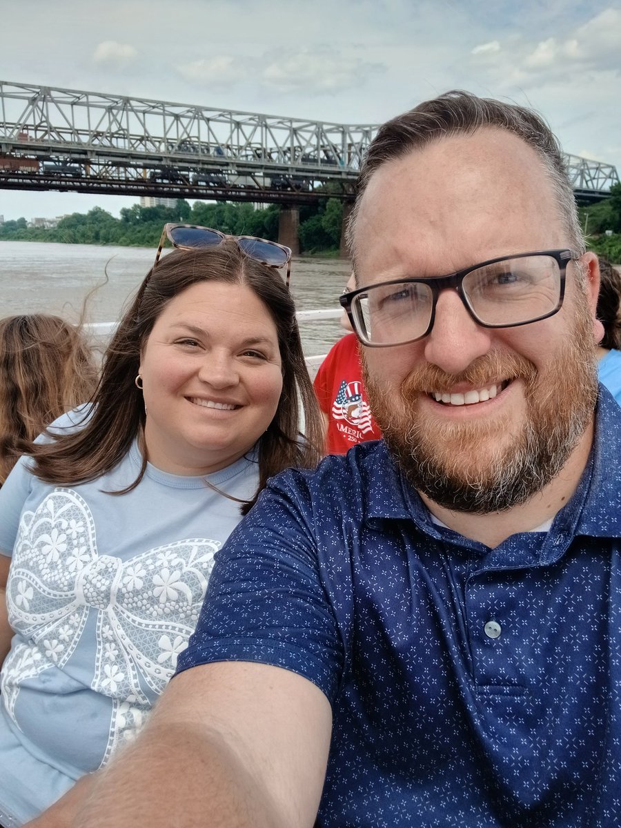 DanielDuncan_SC's tweet photo. On the Mississippi River Cruise https://t.co/DiEPQ3JCod