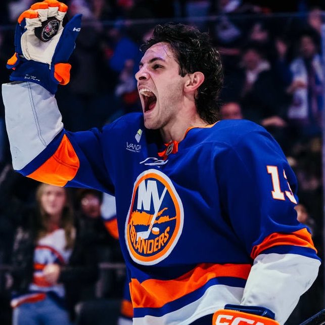 barzysc's tweet photo. islesmedia ily, mat barzal i miss you https://t.co/WDywnlX8Hs